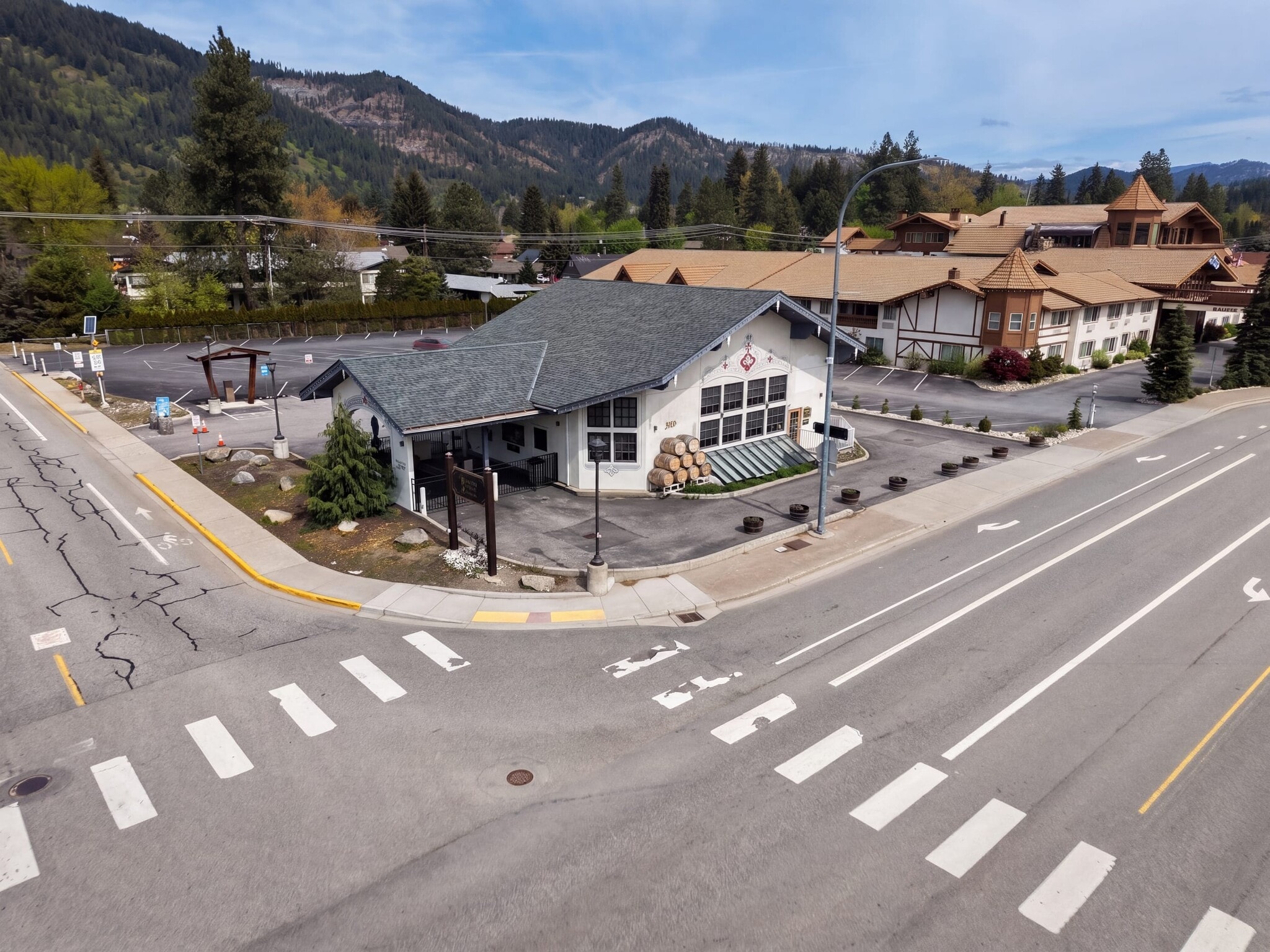 300 US Highway 2, Leavenworth, WA for sale Building Photo- Image 1 of 13
