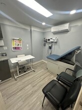 401 Ditmas Ave, Brooklyn, NY à louer Photo du bâtiment- Image 2 de 9