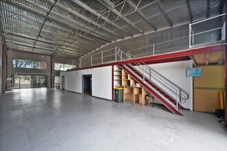 10 Pioneer Ave, Tuggerah à louer Photo intérieure- Image 1 de 10