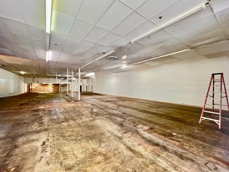 220 SW 25th St, Oklahoma City, OK à vendre - Photo intérieure - Image 3 de 31