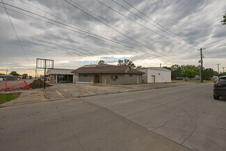More details for 802 W 8th St, Coffeyville, KS - Office for Sale