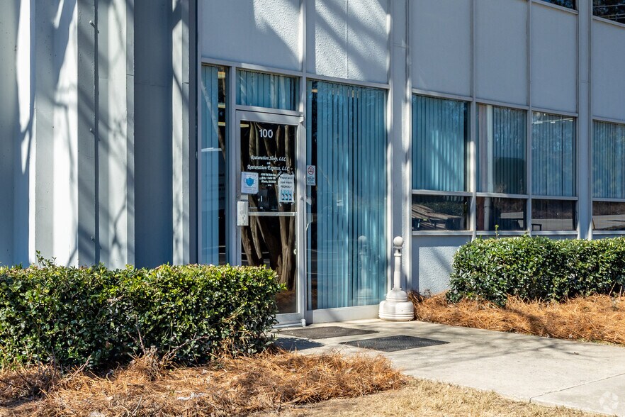 4099 Old Dixie Hwy, Atlanta, GA à louer - Photo du bâtiment - Image 3 de 6