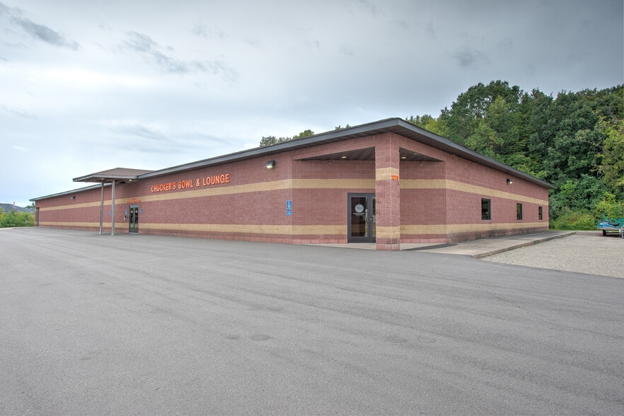 1270 W 3rd St, Rush City, MN for sale - Building Photo - Image 1 of 50