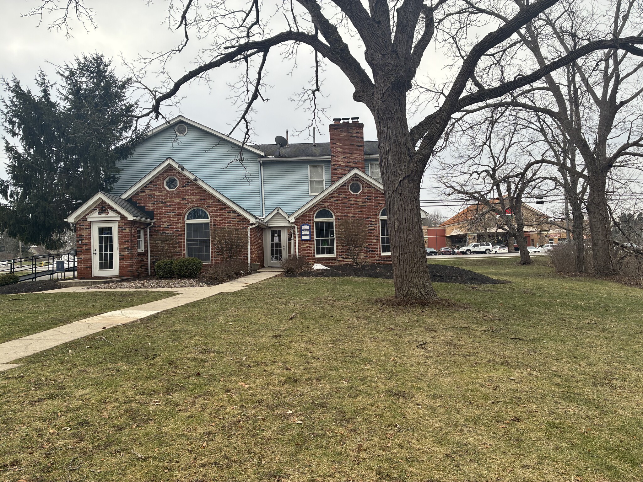 8860 Main St, Buffalo, NY for lease Primary Photo- Image 1 of 16