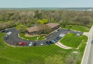 More details for 690 N Route 31, Crystal Lake, IL - Coworking for Lease