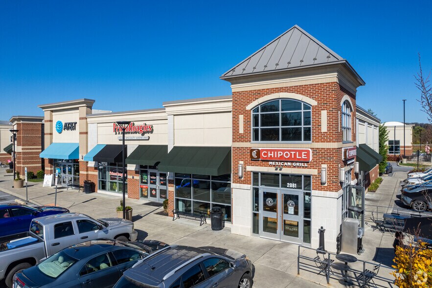 2091 Fruitville Pike, Lancaster, PA for lease - Building Photo - Image 2 of 4