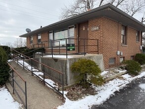 1360 S Lake Park Ave, Hobart, IN à louer Photo intérieure- Image 1 de 15