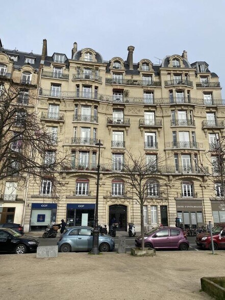 Commerce de détail dans Paris à louer - Photo du bâtiment - Image 1 de 9