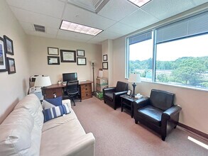 125 Emeryville Dr, Cranberry Township, PA à louer Photo intérieure- Image 1 de 8