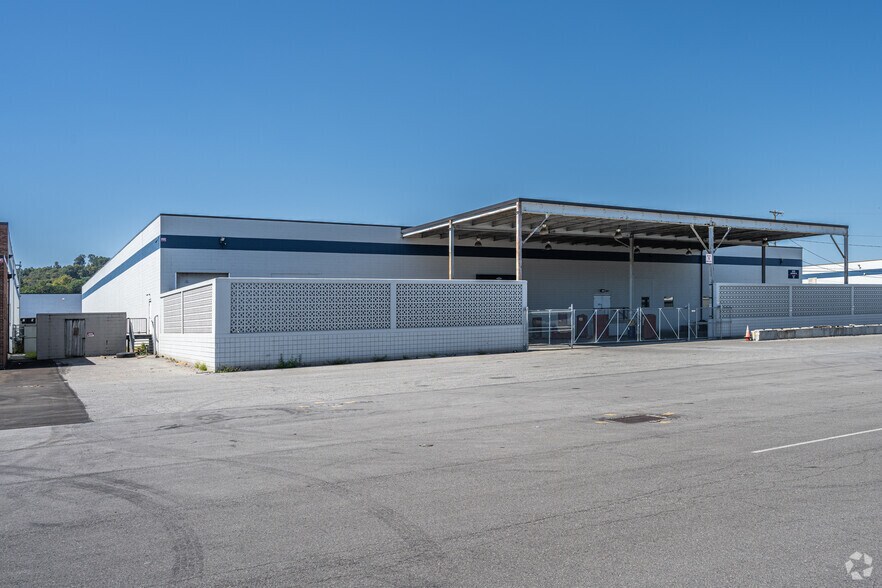 633 Avenue B, Leetsdale, PA for lease - Building Photo - Image 3 of 4