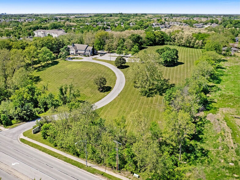 2820-2840 NW Barry Rd, Kansas City, MO à vendre - Aérien - Image 2 de 4