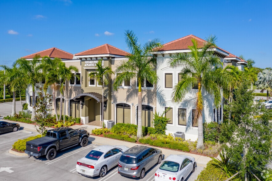 291 NW Peacock Blvd, Port Saint Lucie, FL for sale - Primary Photo - Image 1 of 10