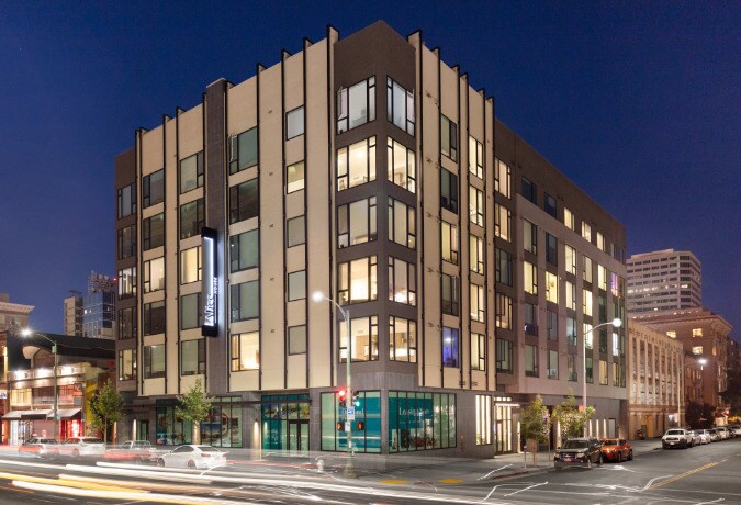 1411 Alice St, Oakland, CA à louer - Photo du bâtiment - Image 2 de 2