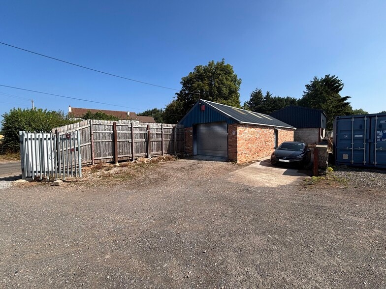 Charlton Rd, Creech Heathfield à louer - Photo du bâtiment - Image 1 de 4