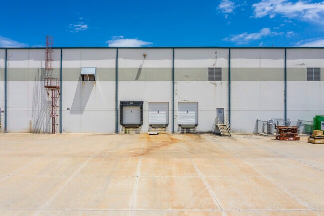 Plus de détails pour 6601 S Air Depot Blvd, Oklahoma City, OK - Industriel à louer