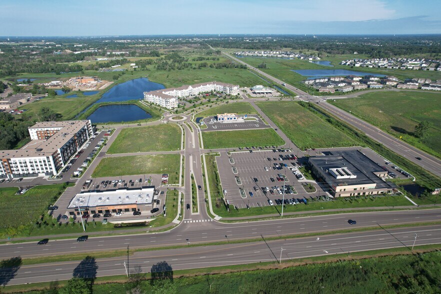 4101 109th Ave NE, Blaine, MN à vendre - Photo du bâtiment - Image 2 de 2