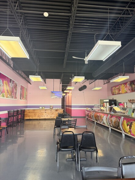 1415-1451 E Wabash St, Frankfort, IN for lease - Building Photo - Image 3 of 11
