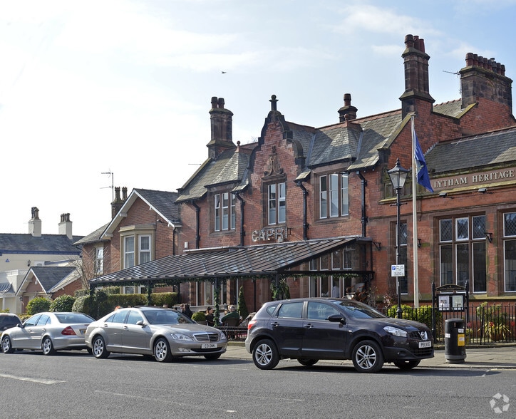 4 Dicconson Ter, Lytham St Annes for lease - Primary Photo - Image 1 of 11