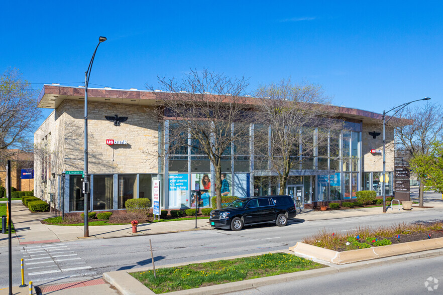 5700 N Lincoln Ave, Chicago, IL à vendre - Photo du bâtiment - Image 1 de 1