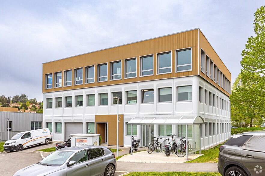 Bureau dans Dardilly à louer - Photo du bâtiment - Image 1 de 3