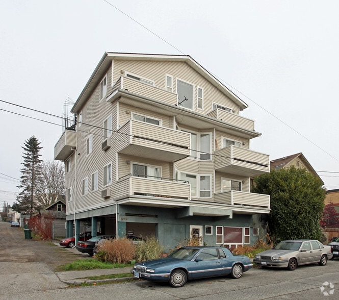 816 N 38th St, Seattle, WA for sale - Primary Photo - Image 1 of 20