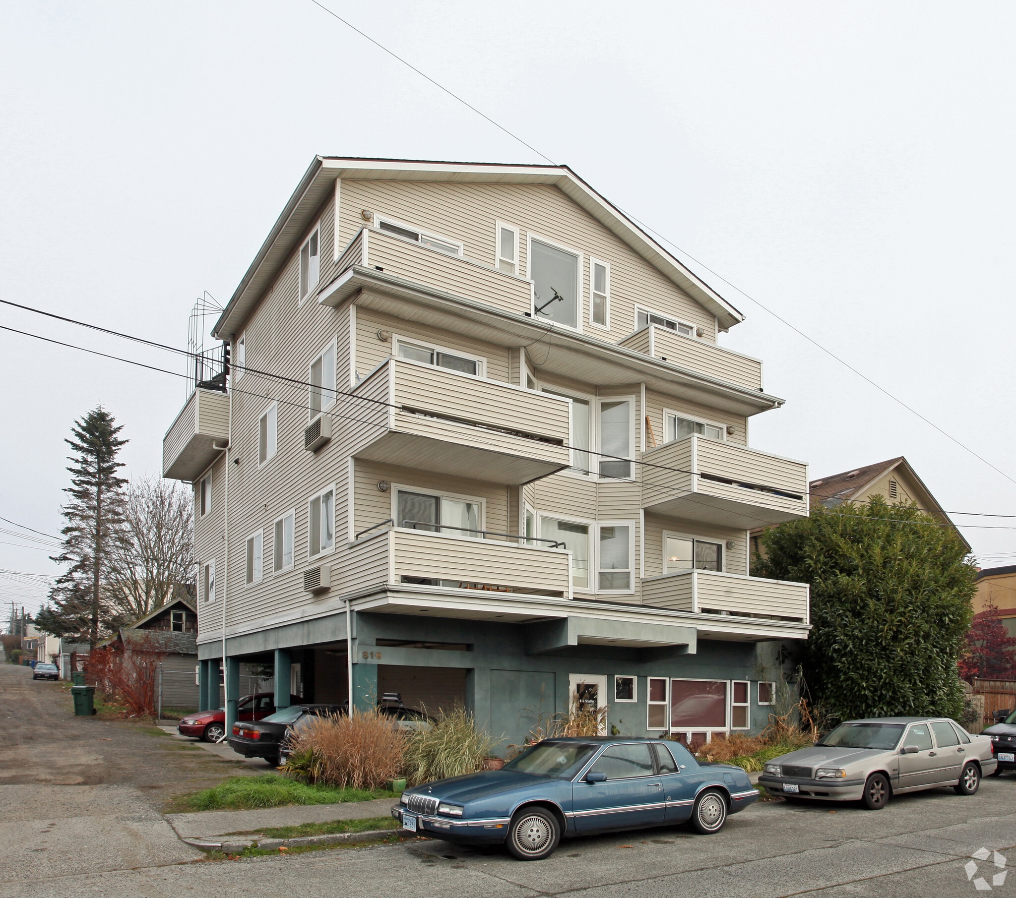 816 N 38th St, Seattle, WA for sale Primary Photo- Image 1 of 21