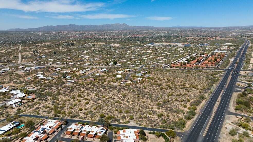 SWC N Oracle Rd & W Hardy Rd, Tucson, AZ à vendre - Aérien - Image 2 de 4