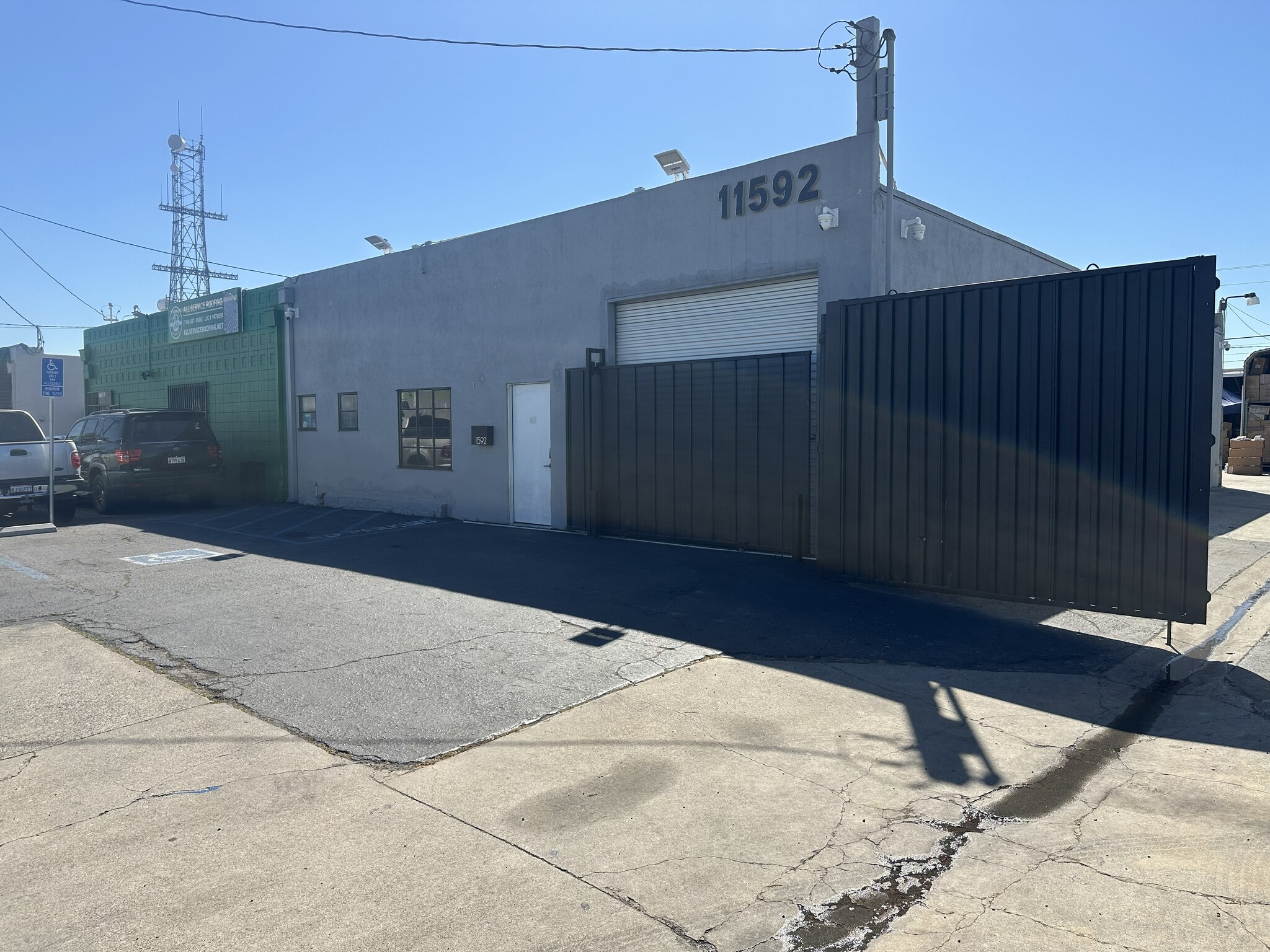 11592 Anabel, Garden Grove, CA for sale Primary Photo- Image 1 of 39