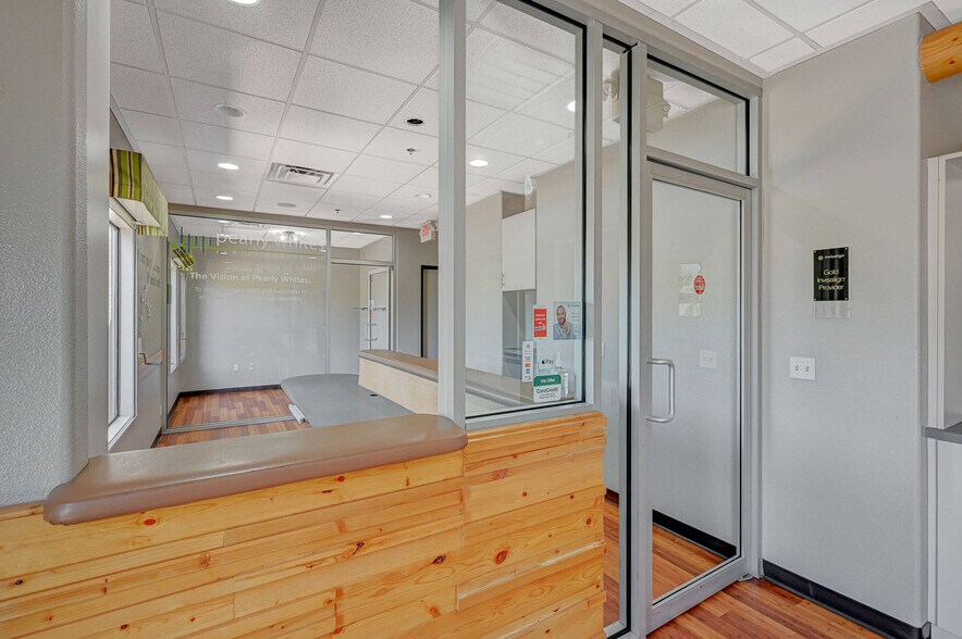 3650 S Eastern Ave, Las Vegas, NV à vendre - Photo du bâtiment - Image 2 de 7