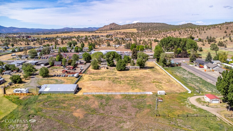 2244 NE 3rd St, Prineville, OR for sale - Building Photo - Image 3 of 10
