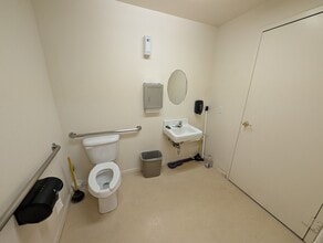 475 S Donlee Dr, St George, UT for lease Interior Photo- Image 2 of 3