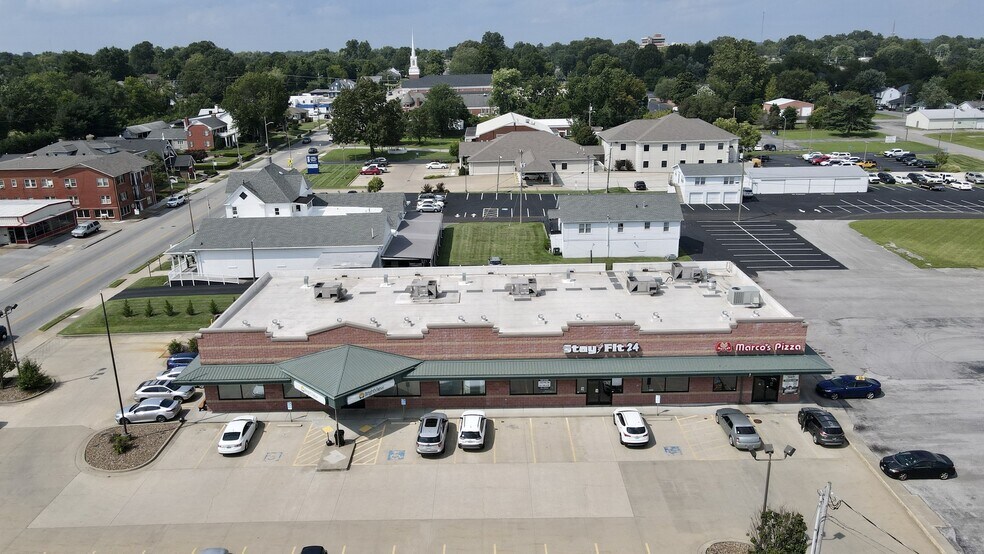 9 E Arch St, Madisonville, KY à louer - Photo du bâtiment - Image 2 de 6