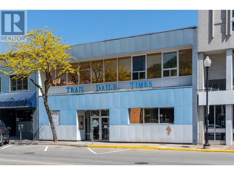1163 Cedar Av, Trail, BC for sale - Building Photo - Image 2 of 22