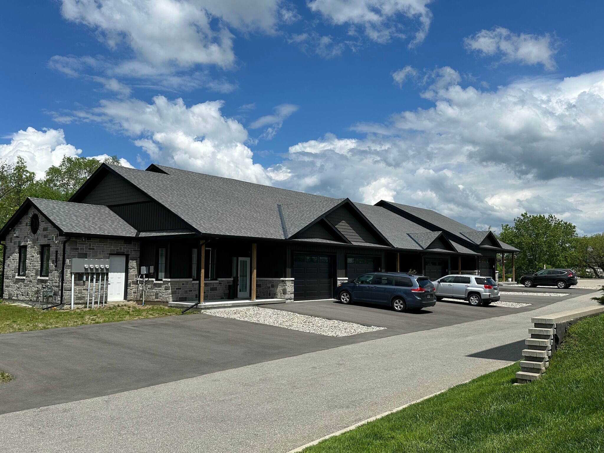 1115 Millwood Av, Brockville, ON for sale Building Photo- Image 1 of 18