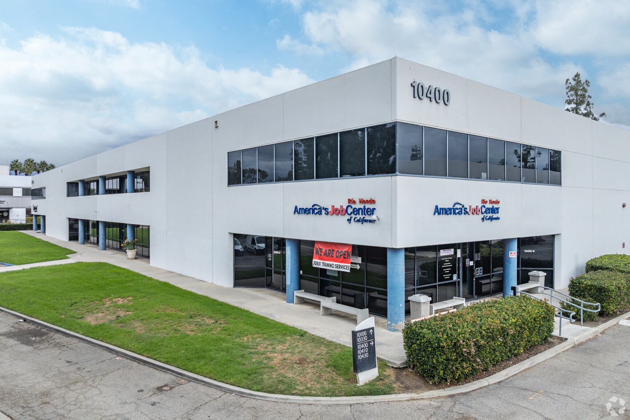10400 Pioneer Blvd, Santa Fe Springs, CA for lease Primary Photo- Image 1 of 6