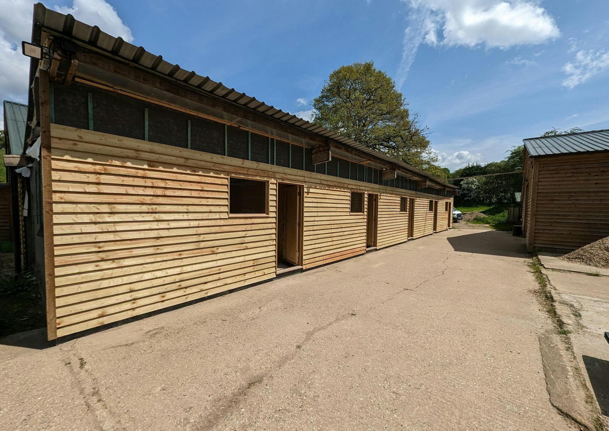 Lodkin Hill, Chiddingfold for lease Primary Photo- Image 1 of 2