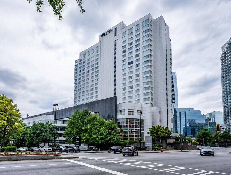 3391 Peachtree Rd NE, Atlanta, GA à louer - Photo du bâtiment - Image 2 de 12