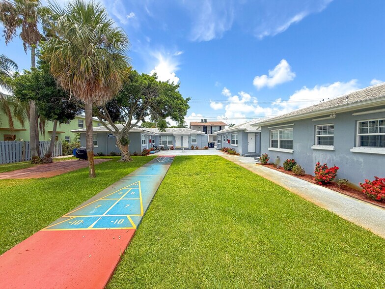 1001 S Federal Hwy, Lake Worth, FL à vendre - Photo du bâtiment - Image 2 de 10