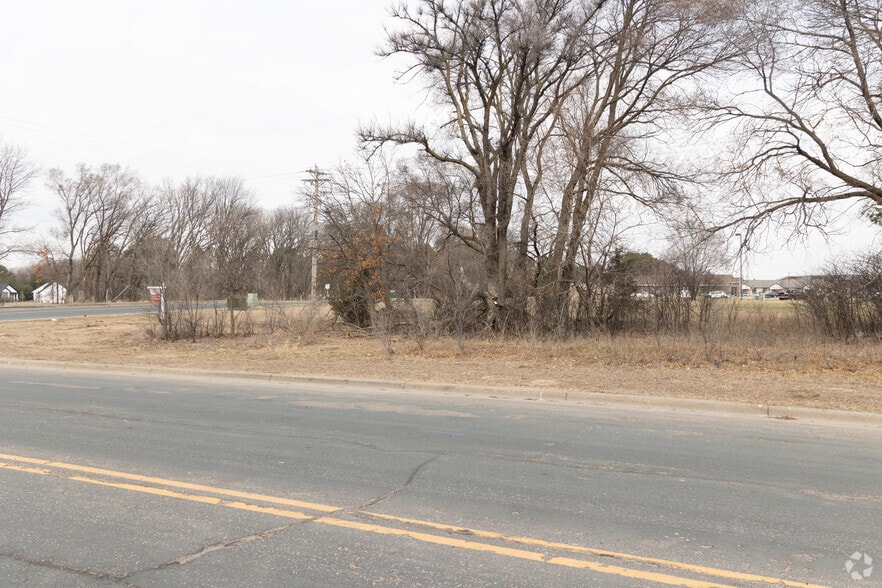 12599 2nd Ave N, Zimmerman, MN for sale - Primary Photo - Image 1 of 1