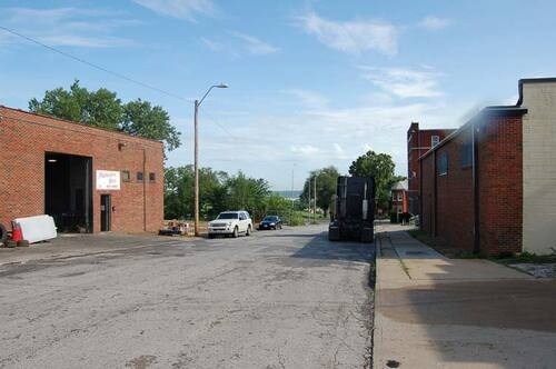 718 Forest Ave, Kansas City, MO for lease - Primary Photo - Image 1 of 10