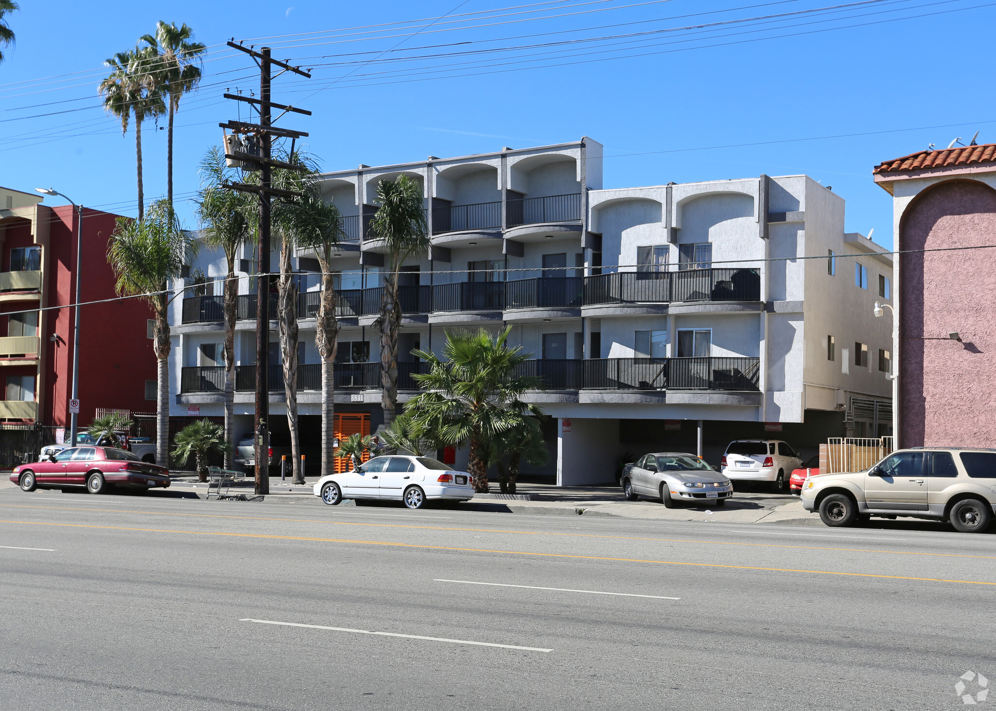 6841 Sepulveda Blvd, Van Nuys, CA for sale Building Photo- Image 1 of 1