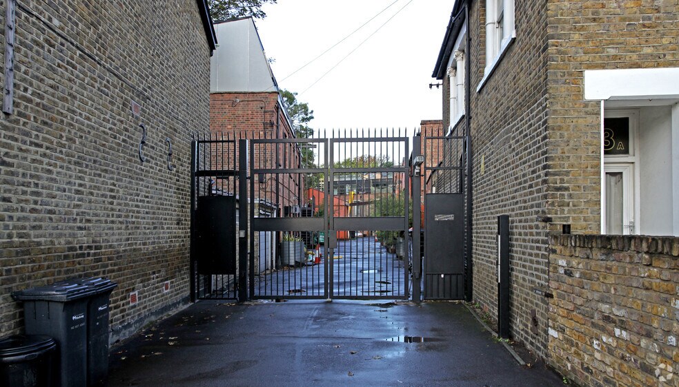 Trafalgar Mews, Londres à louer - Photo du bâtiment - Image 2 de 5
