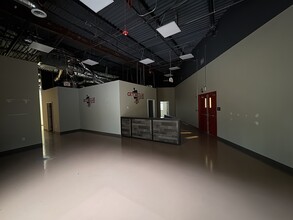 535 Riverstone Pky, Canton, GA for lease Building Photo- Image 1 of 9