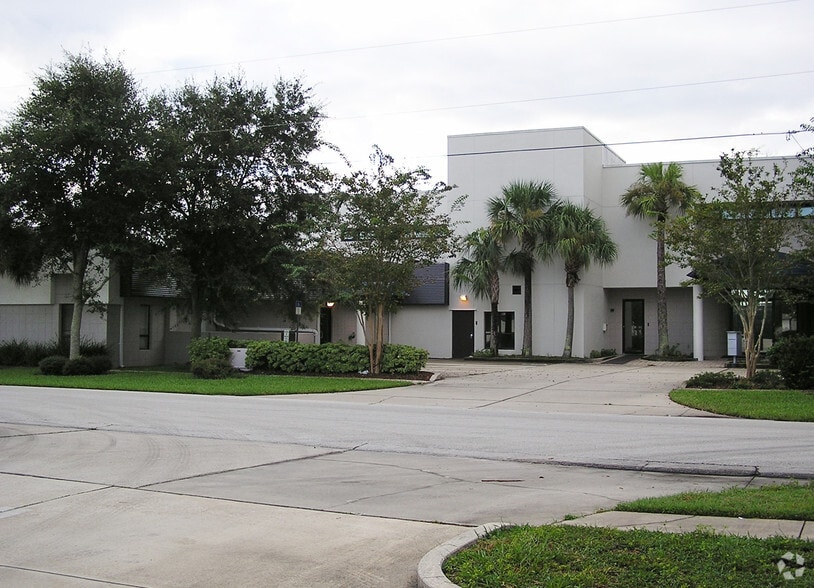 2650 N Dixie Fwy, New Smyrna Beach, FL for sale - Primary Photo - Image 1 of 43