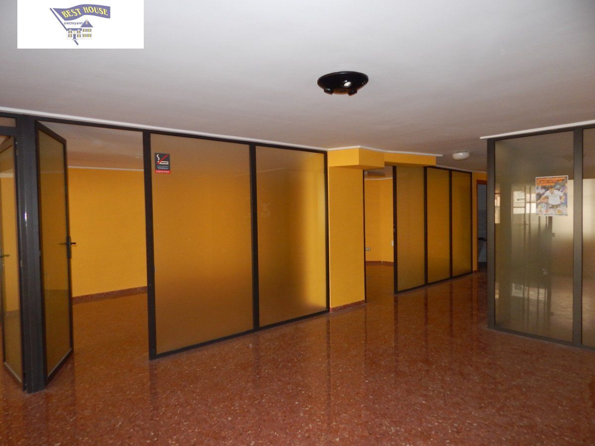 Retail in Ontinyent, Valencia for lease Building Photo- Image 1 of 17