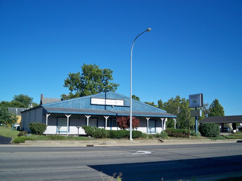 401 N Gilbert St, Danville, IL for sale - Building Photo - Image 1 of 1