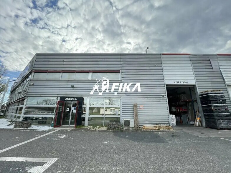 Flex dans Toulouse à louer - Photo du bâtiment - Image 1 de 12