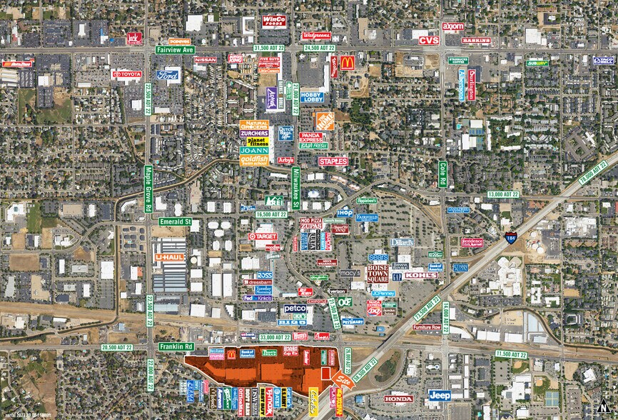 8033 W Franklin Rd, Boise, ID à louer - Photo du bâtiment - Image 2 de 15