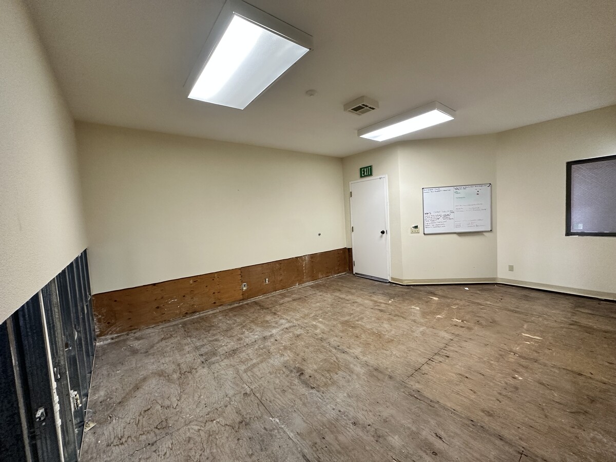 200 S 13th St, Grover Beach, CA 93433 - Unit 211 & 212 -  - Interior Photo - Image 1 of 3