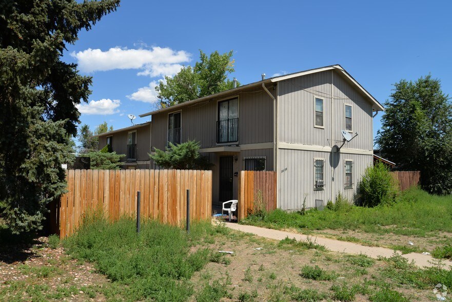 SW Denver Single Family portfolio of 3 properties for sale on LoopNet.ca - Primary Photo - Image 3 of 19